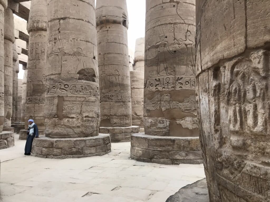Getting lost in the Temple of Karnak -. Flemming Christensen